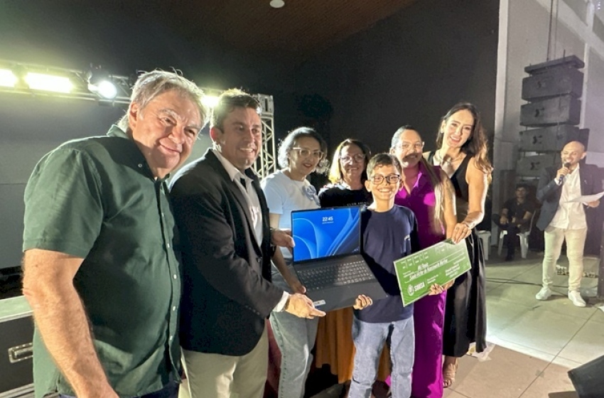 Gestão do Prefeito Helder Carvalho se destaca na Paraíba ao investir 1,5 milhão no Programa Educação Premiada